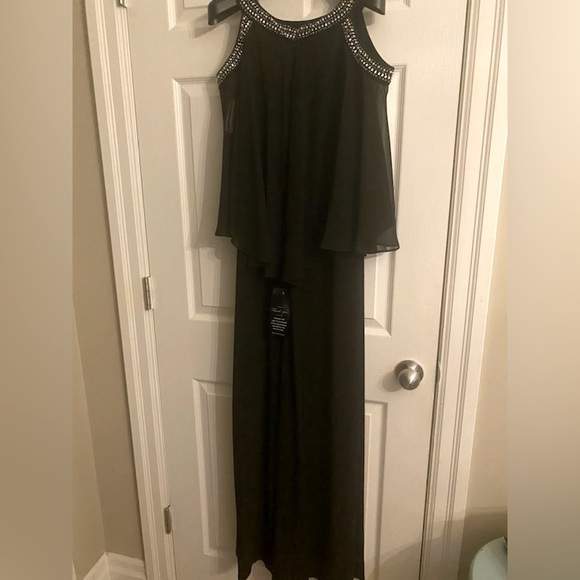 Black Melanie Lynn open shoulder full length gown - Picture 2 of 2